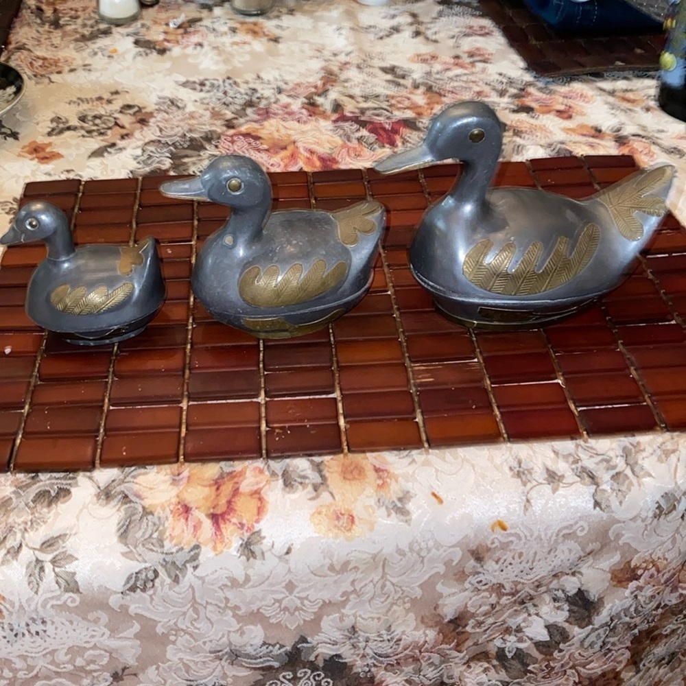 Vintage set of 3 Bi-Metal Pewter & Brass DUCK TRINKET/BOX Heavy pewter w/brass